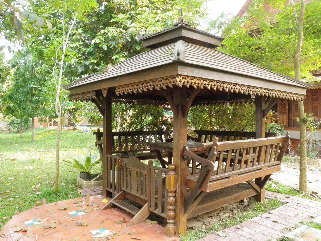 Rim Nam Kong Homestay Pak Chom Exterior foto