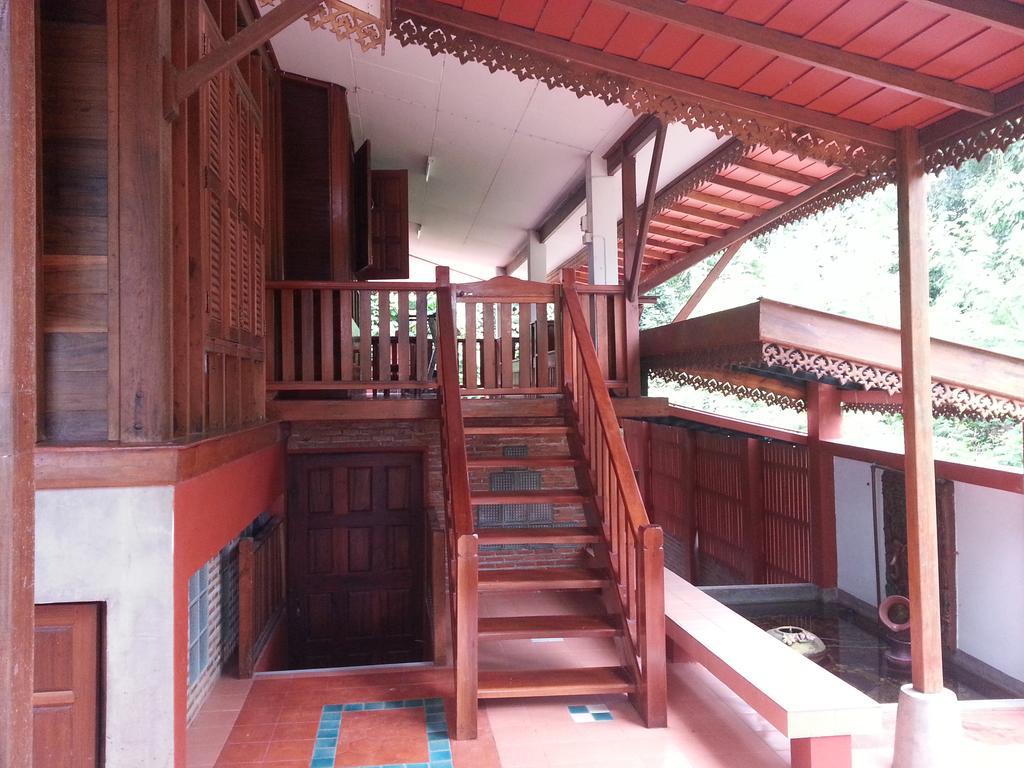 Rim Nam Kong Homestay Pak Chom Exterior foto